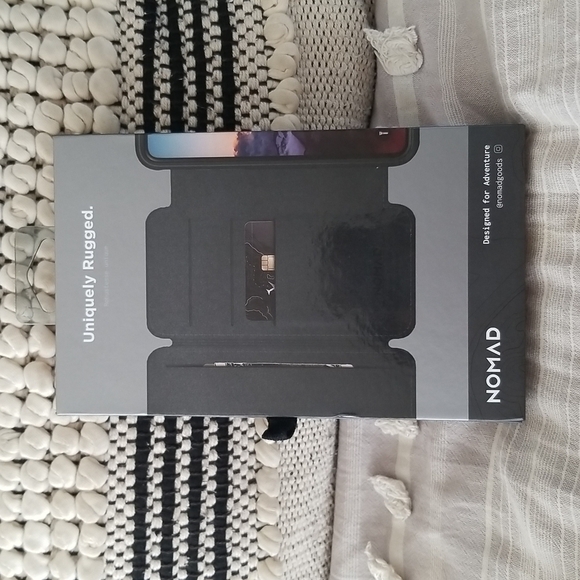 Nomad | Rugged Tri-Folio iPhone XS - Picture 5 of 8